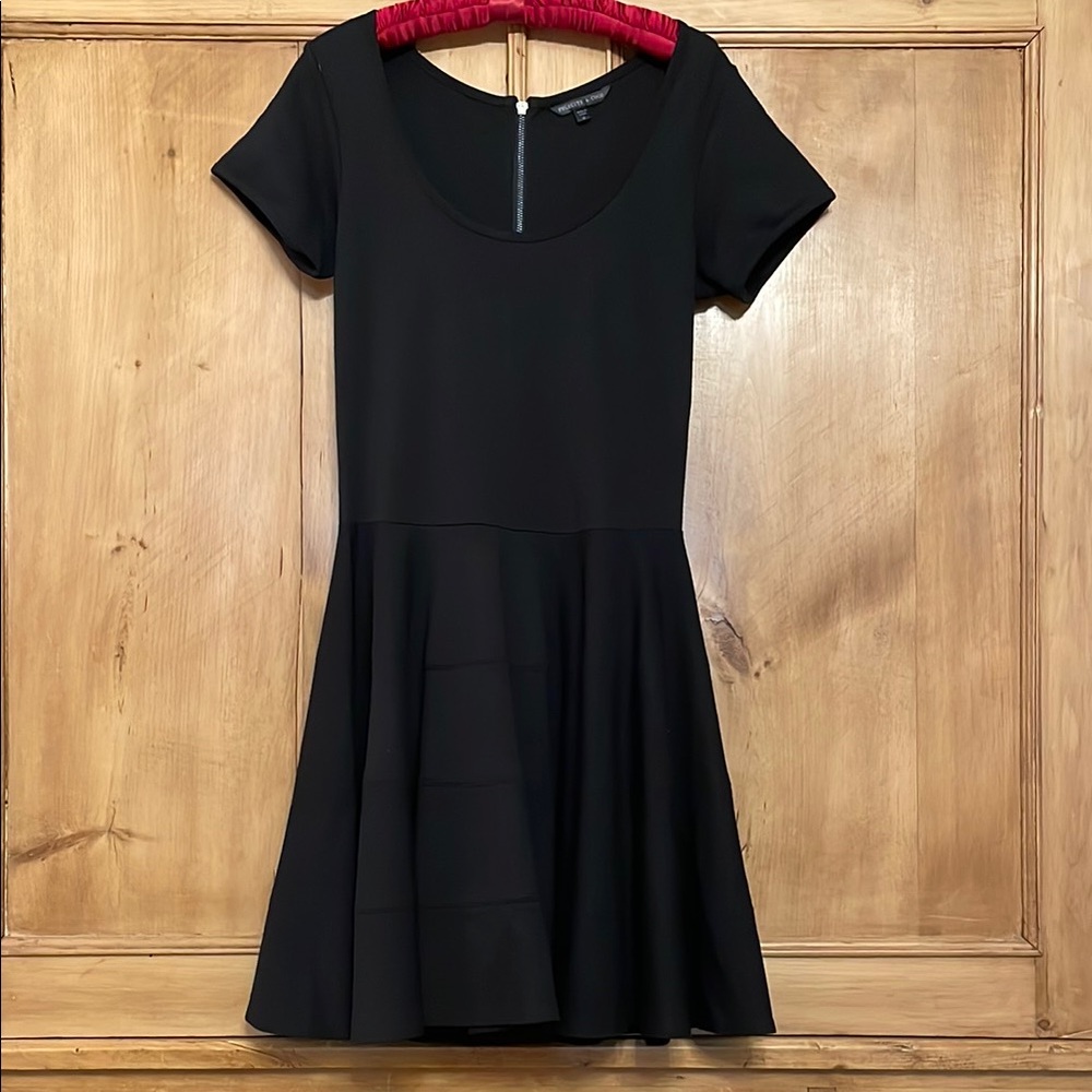 Elegant Black Short Sleeve Dress